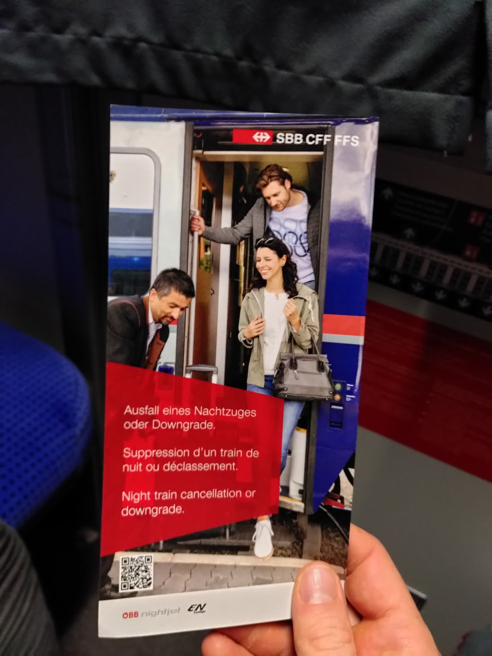 Besagter Flyer – aufgenommen aus einem Liegewagen