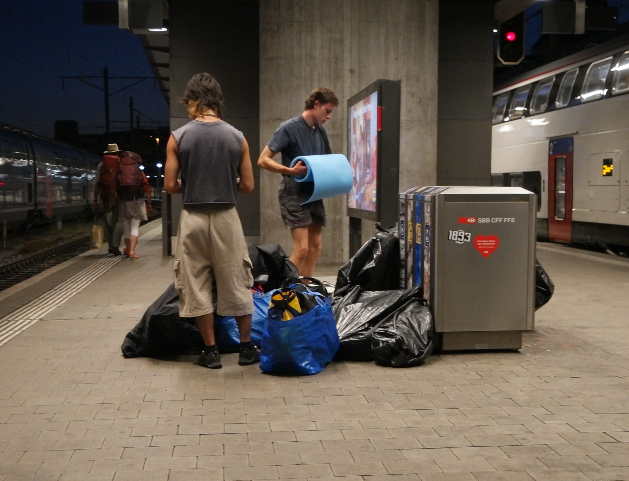 FAQ Night Train: How much luggage can I take with me?