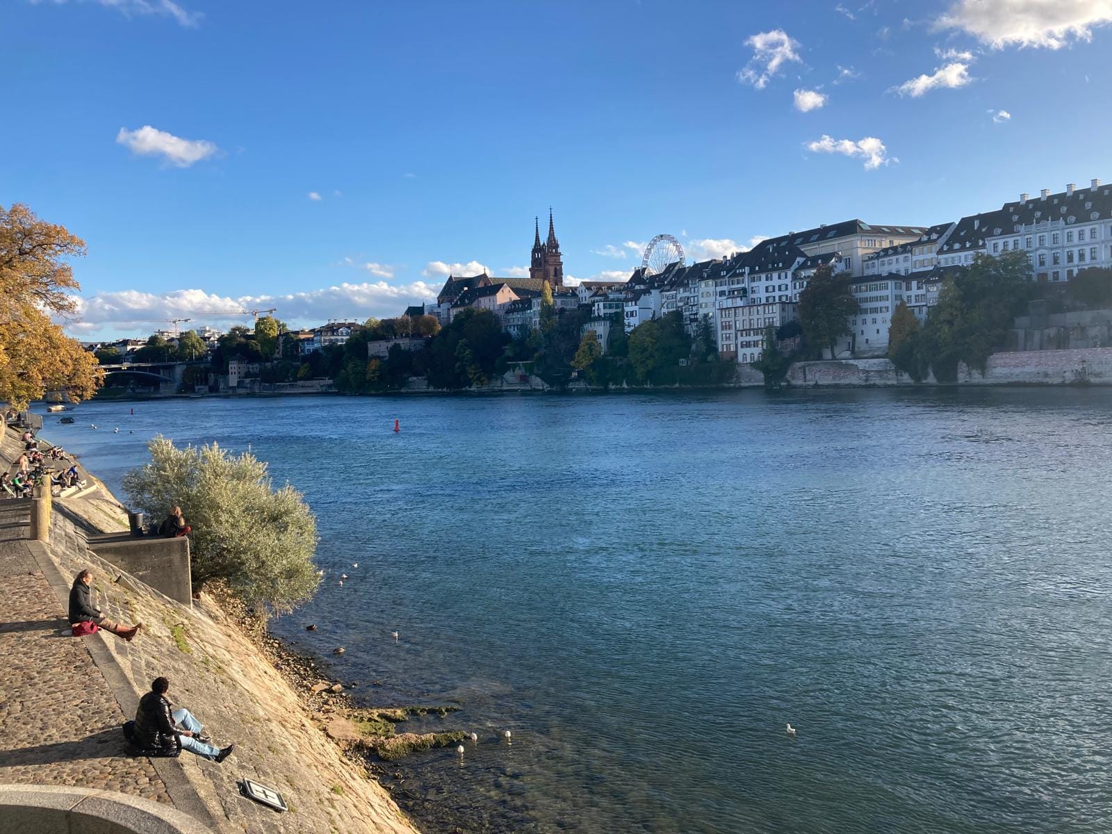 Auch sehr zu empfehlen: Chillen am Rhein.